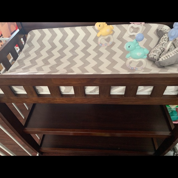 Baby changing table - Picture 4 of 6